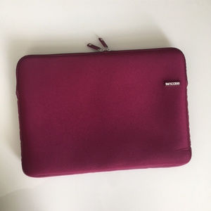Incase Magenta Laptop Sleeve